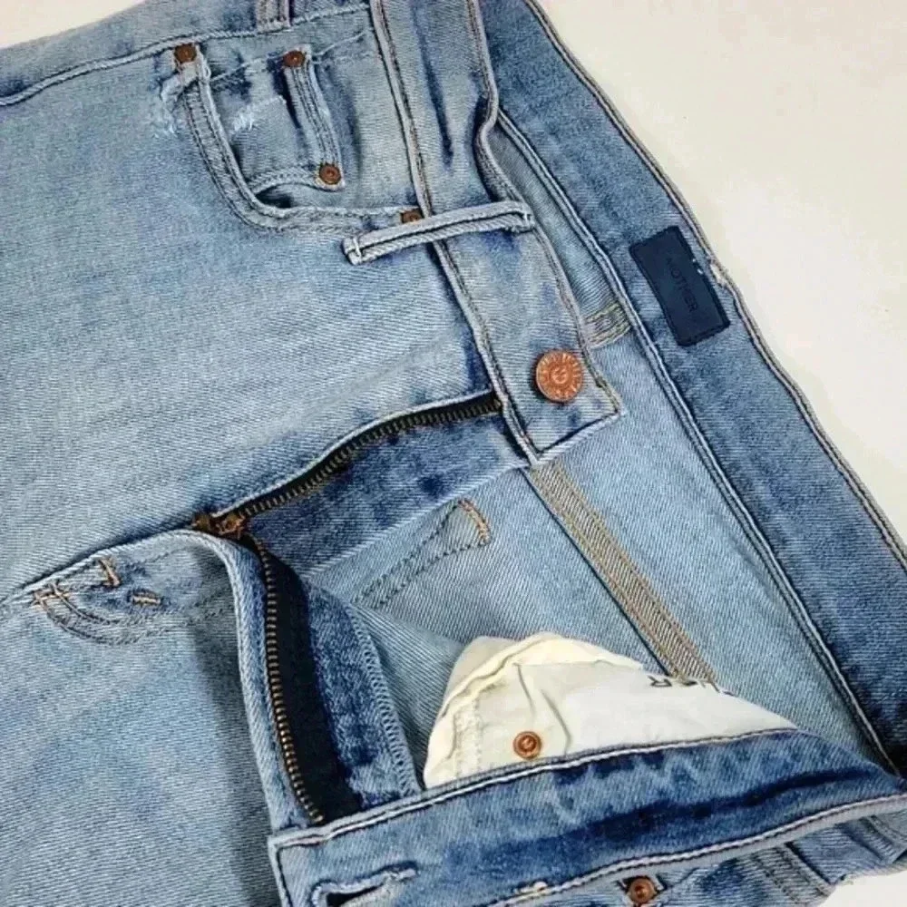 Mother Denim Insider Crop Step Fray in Chatterbox